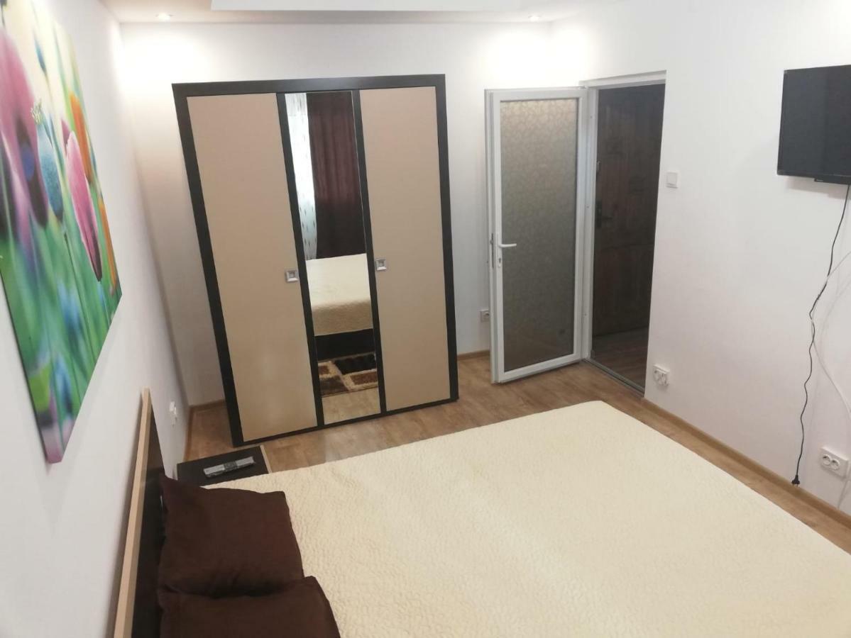 Adrya Apartment Orsova Exterior photo